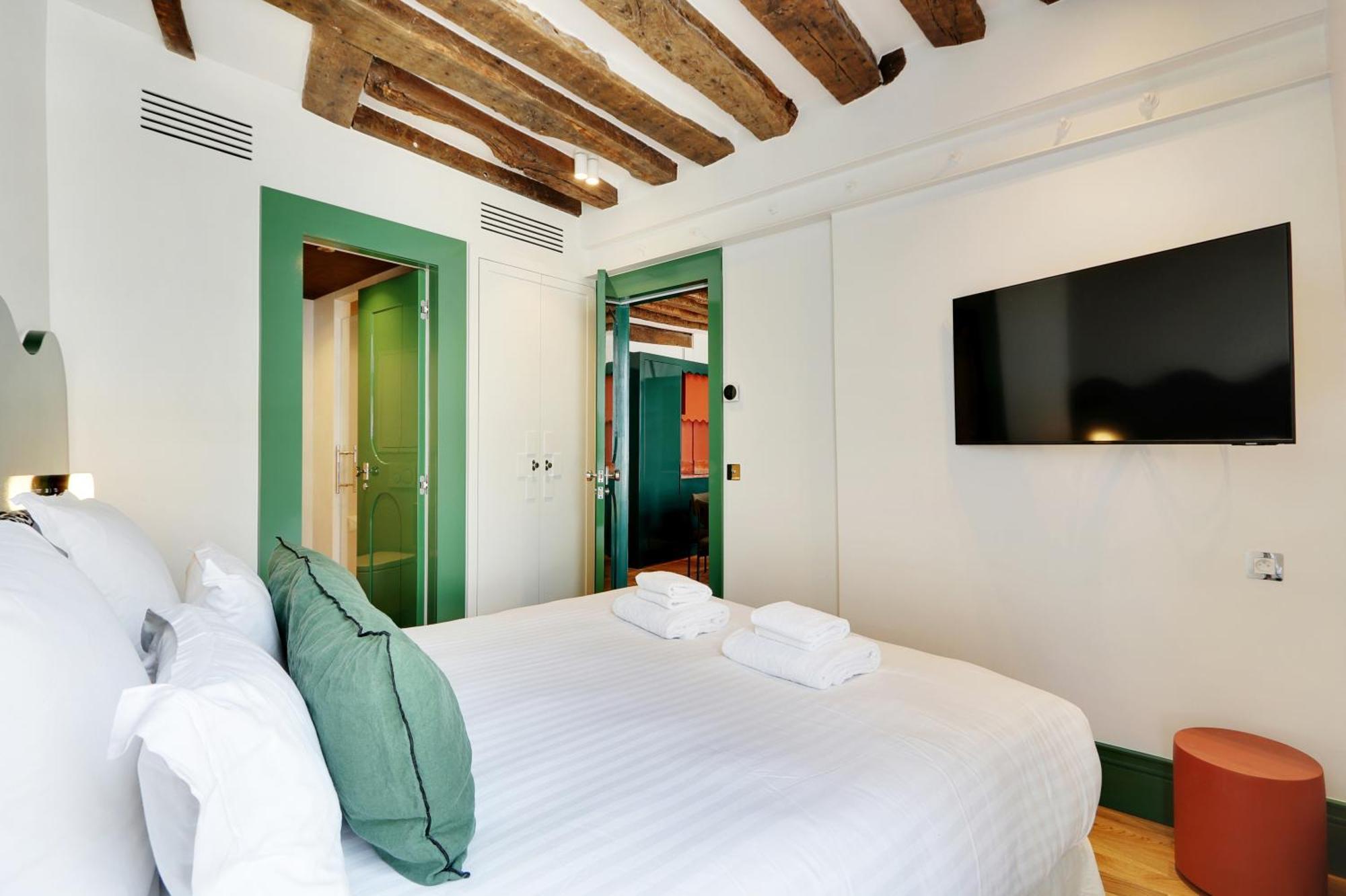 Paris Home Collection Serviced Apartments In Notre Dame - Rue Savoie Buitenkant foto