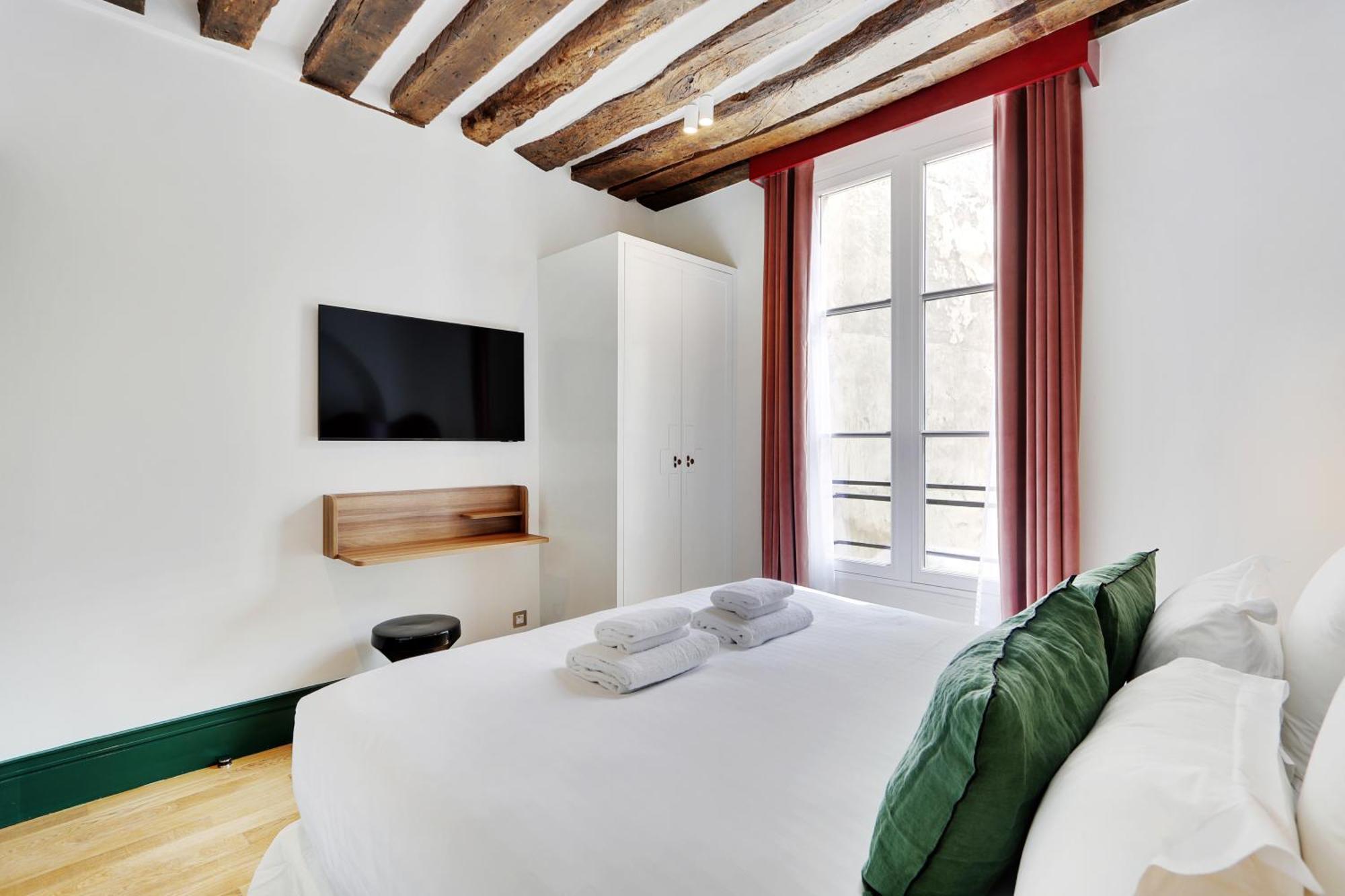 Paris Home Collection Serviced Apartments In Notre Dame - Rue Savoie Buitenkant foto